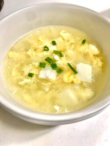 鶏つくねの茹で汁で作るかきたまスープ