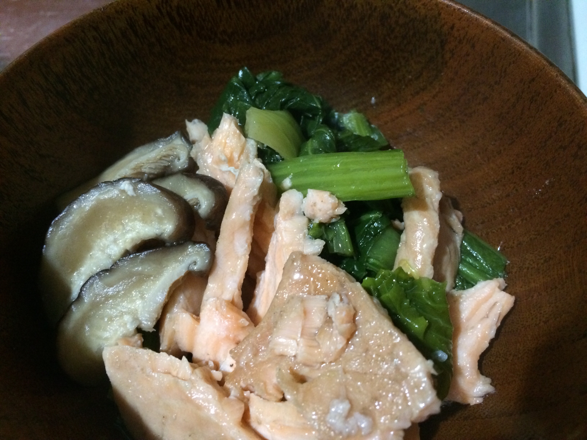 鮭のアラと小松菜の小鉢