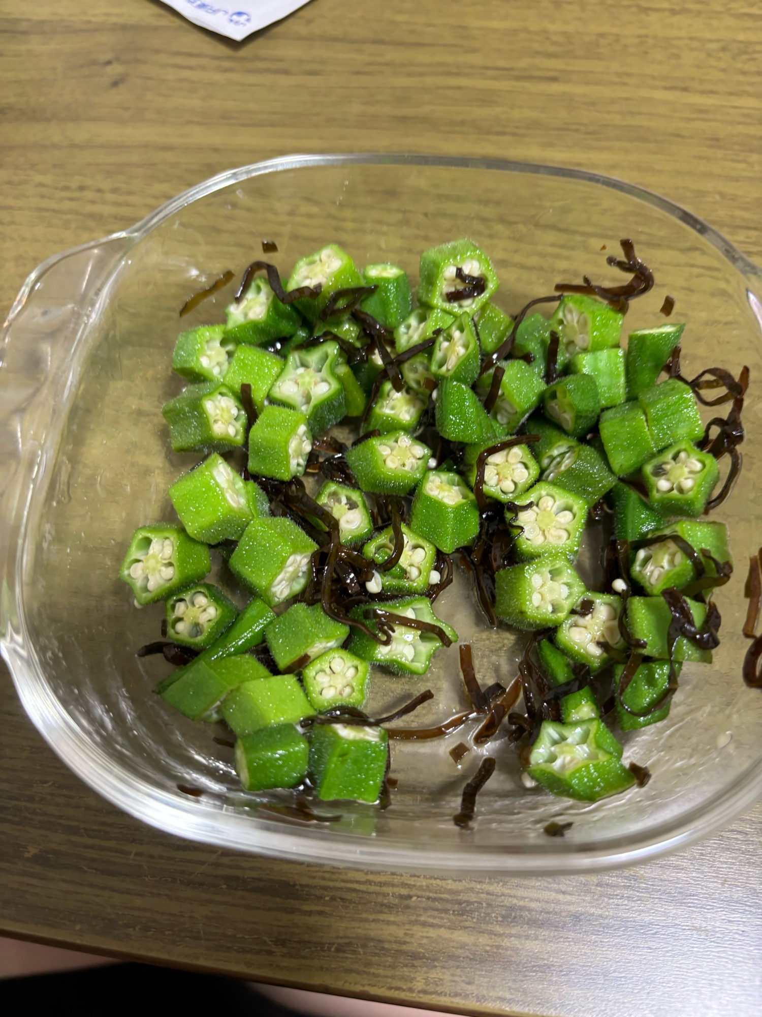 オクラと塩昆布