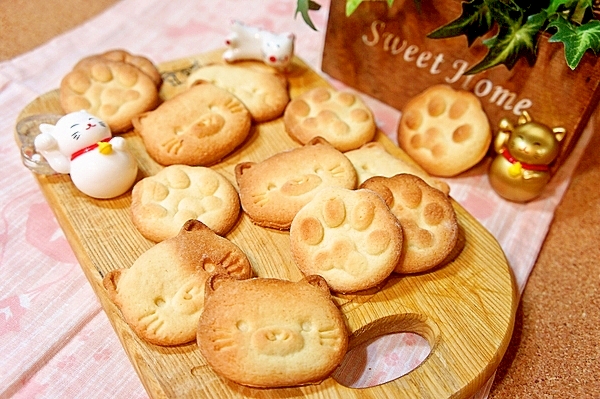 中毒性ヤバすぎ 激ウマさくさくアーモンドクッキー レシピ 作り方 By プッチン5903 楽天レシピ 中毒性ヤバすぎ 激ウマさくさくアーモンドクッキー レシピ 作り方 By プッチン5903 楽天レシピ