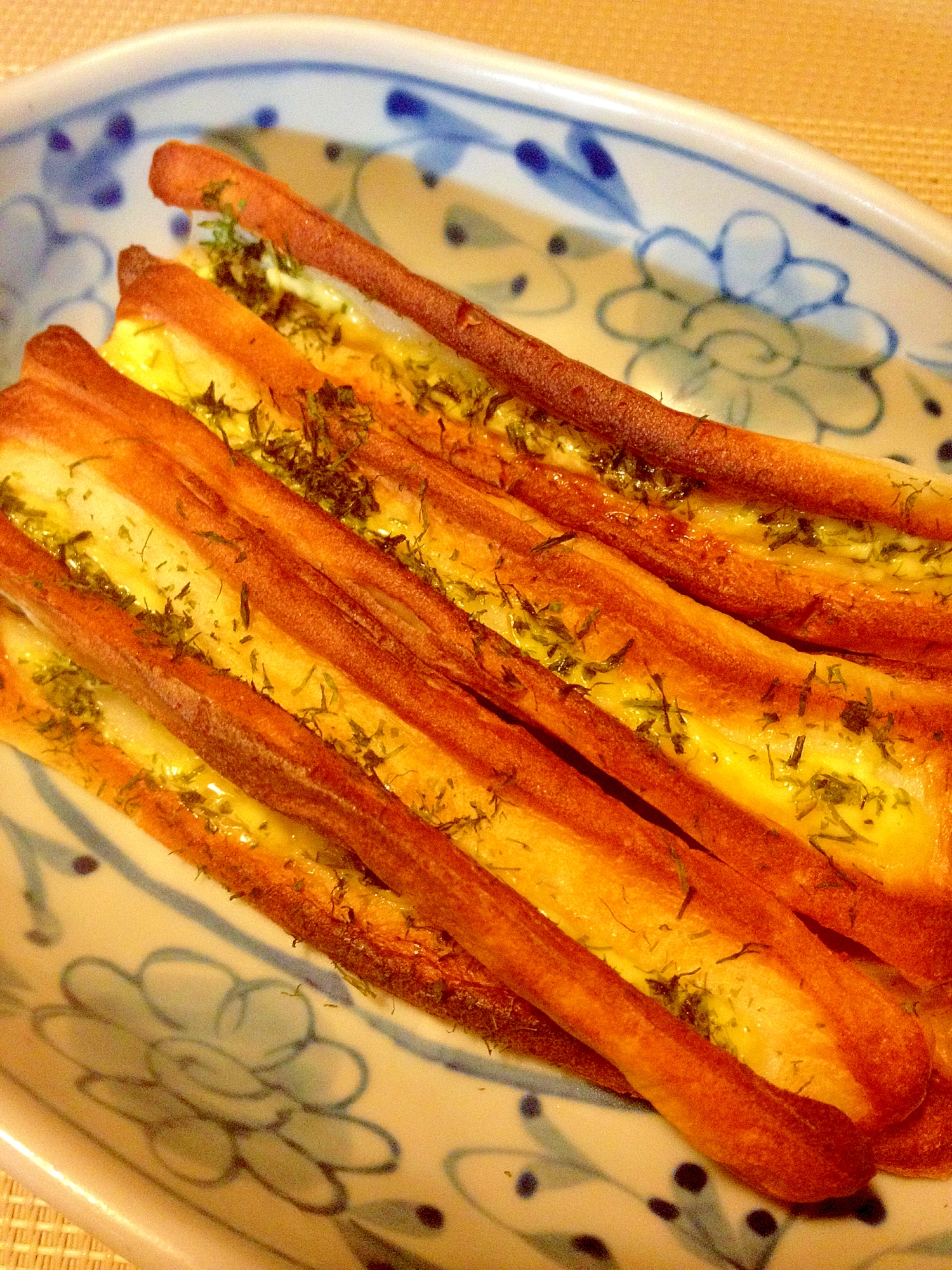 簡単おつまみに☆ちくわのチーズ焼き