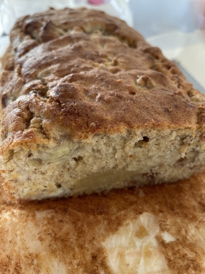 朝食に食べたい♪バナナとクルミのパウンドケーキ