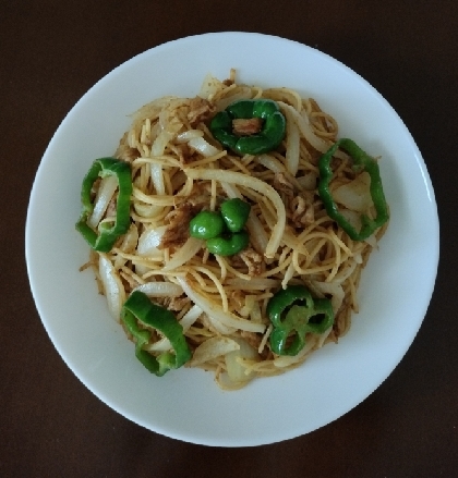 豚肉で作りました。玉葱の甘みと程よいカレー味！ピーマンの彩りともに美味しかったです♪