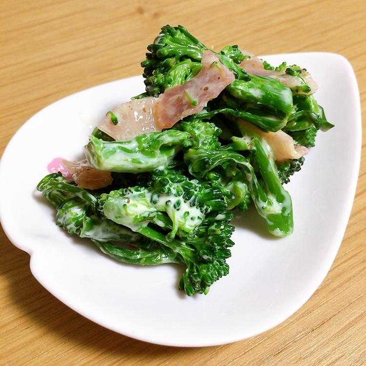 ブロッコリーのレンチンサラダ★*。