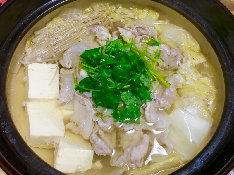 市販鍋スープ♪三つ葉香る白菜と豆腐の豚しゃぶ塩鍋♡