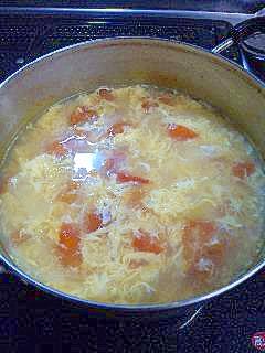 トマトの卵スープ☆コンソメ風