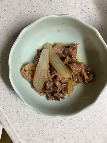 牛肉と玉ねぎの炒め煮