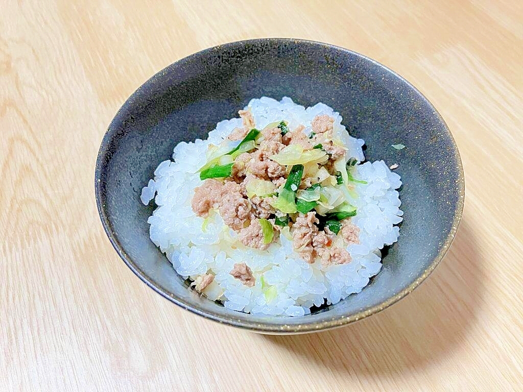 アウトドアスパイスほりにしで作る！そぼろご飯