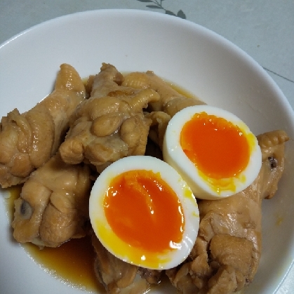 簡単に作れて、さっぱりと食べられました。美味しかったです。
半熟玉子も上手に出来ました(^^)