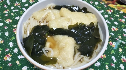 わかめきつねうどん