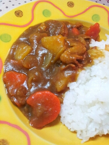 圧力鍋を使うとあっという間に作れますね♪お肉も野菜も柔らかくて美味しかったです^-^☆
ごちそうさまでした♪