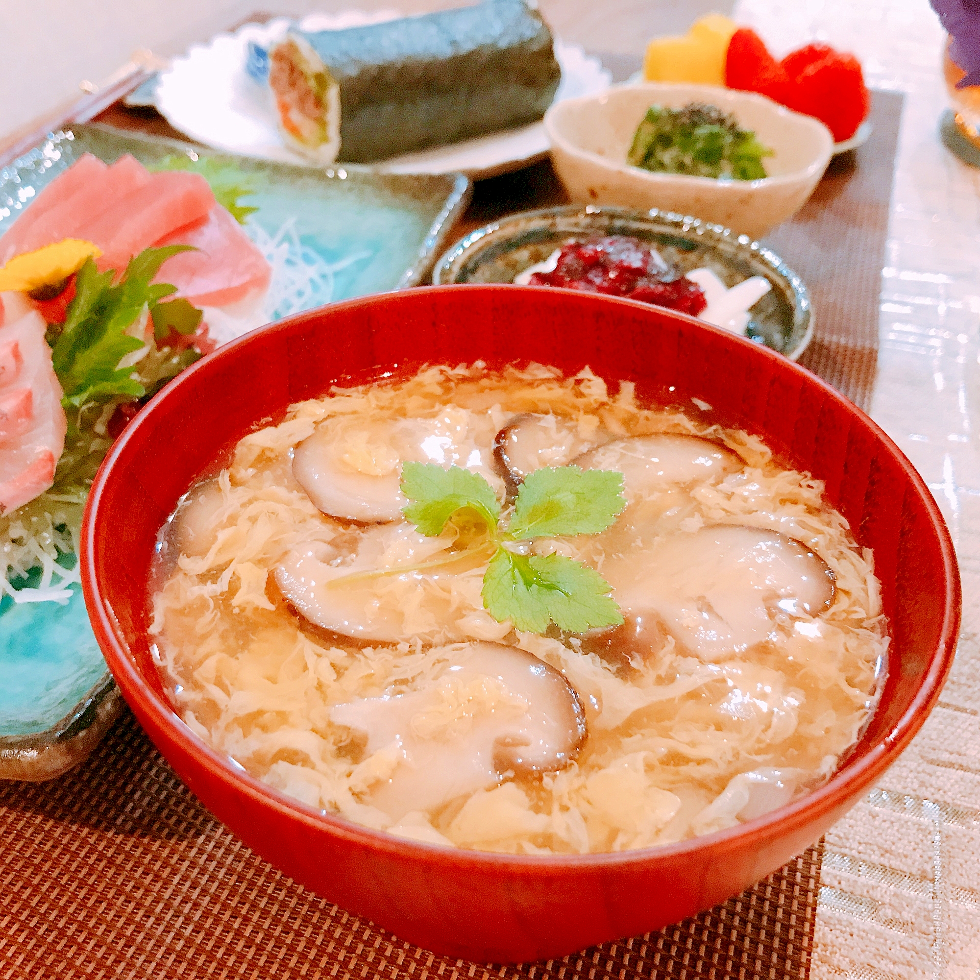 椎茸とふわふわ卵のお吸い物☆