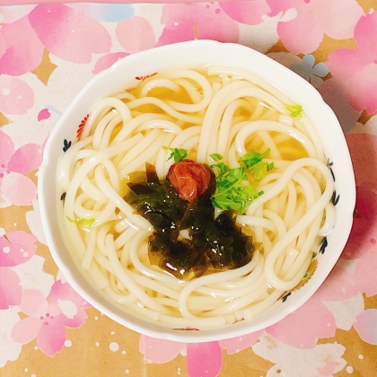 梅干しわかめうどん