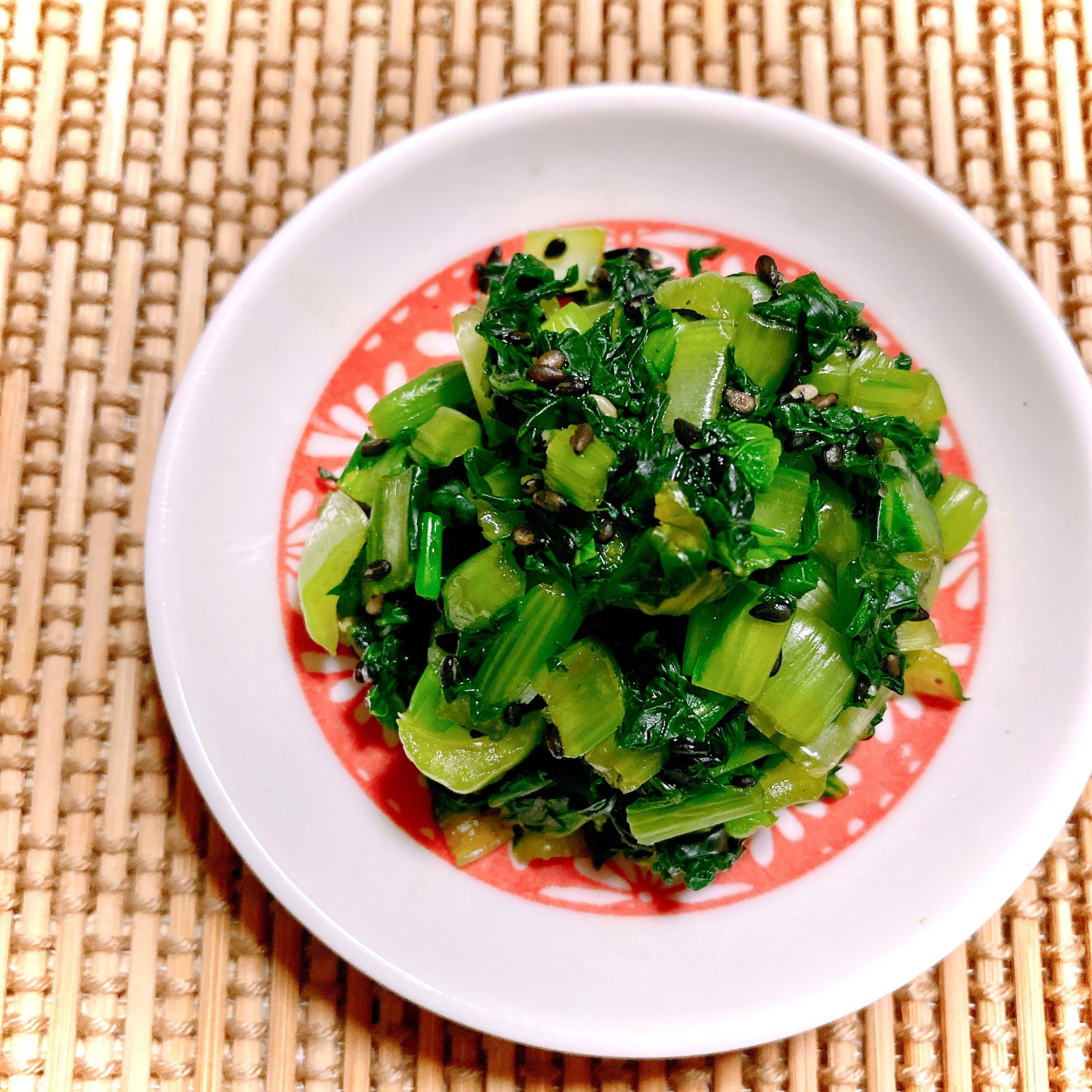 ごはんのお供に♪簡単小松菜のピリ辛中華和え