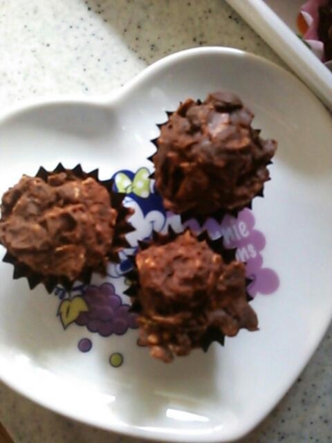 こどもと一緒にバレンタインチョコ レシピ 作り方 By ペンペン0194 楽天レシピ こどもと一緒にバレンタインチョコ レシピ 作り方 By ペンペン0194 楽天レシピ