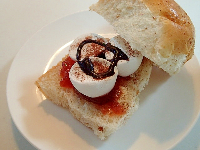 苺ジャムとマシュマロのチョコカカオちぎりパン