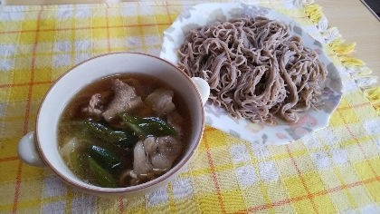 こんにちは♥️
これ凄く美味しそうで久しぶりにそば食べたよ♪ めっちゃ美味しかった～(^.^)まだまだ寒い青森だけどもうすぐ花粉がやって来る～やだぁ～(-ω-)