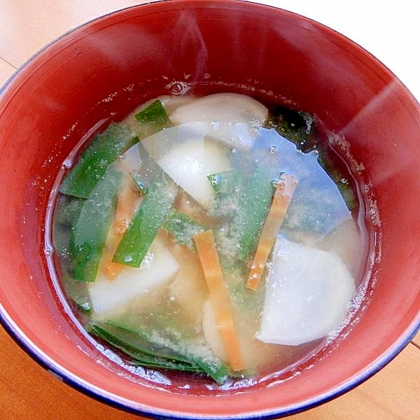 ５分！蕪&ニラ&人参で❤野菜の温まる味噌汁♪