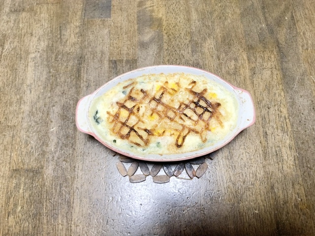 ほうれん草とゆで卵のグラタン