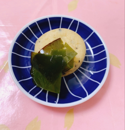 高野豆腐とわかめの煮物