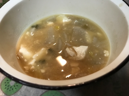 絹ごし豆腐と大根と大根の葉っぱのお味噌汁(^ ^)
