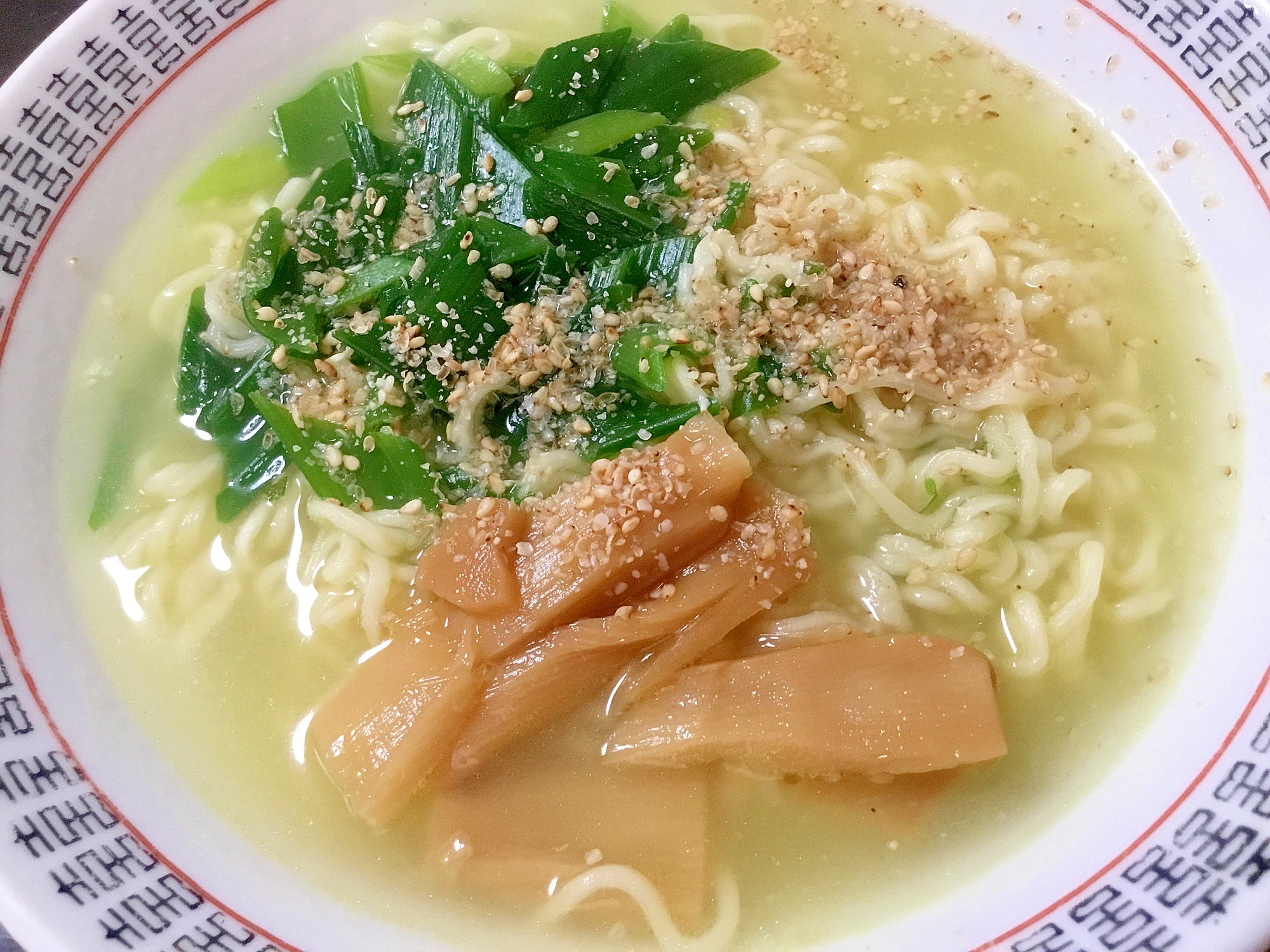 ネギ塩ラーメン