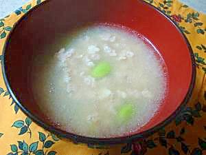 豆腐と豚肉と枝豆の味噌汁