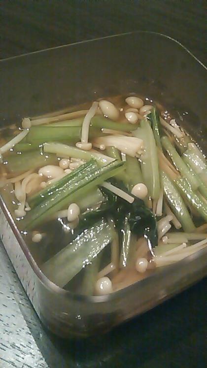 小松菜とえのきが冷蔵庫にあまってたので作りました(^○^)とっても美味しかったです！