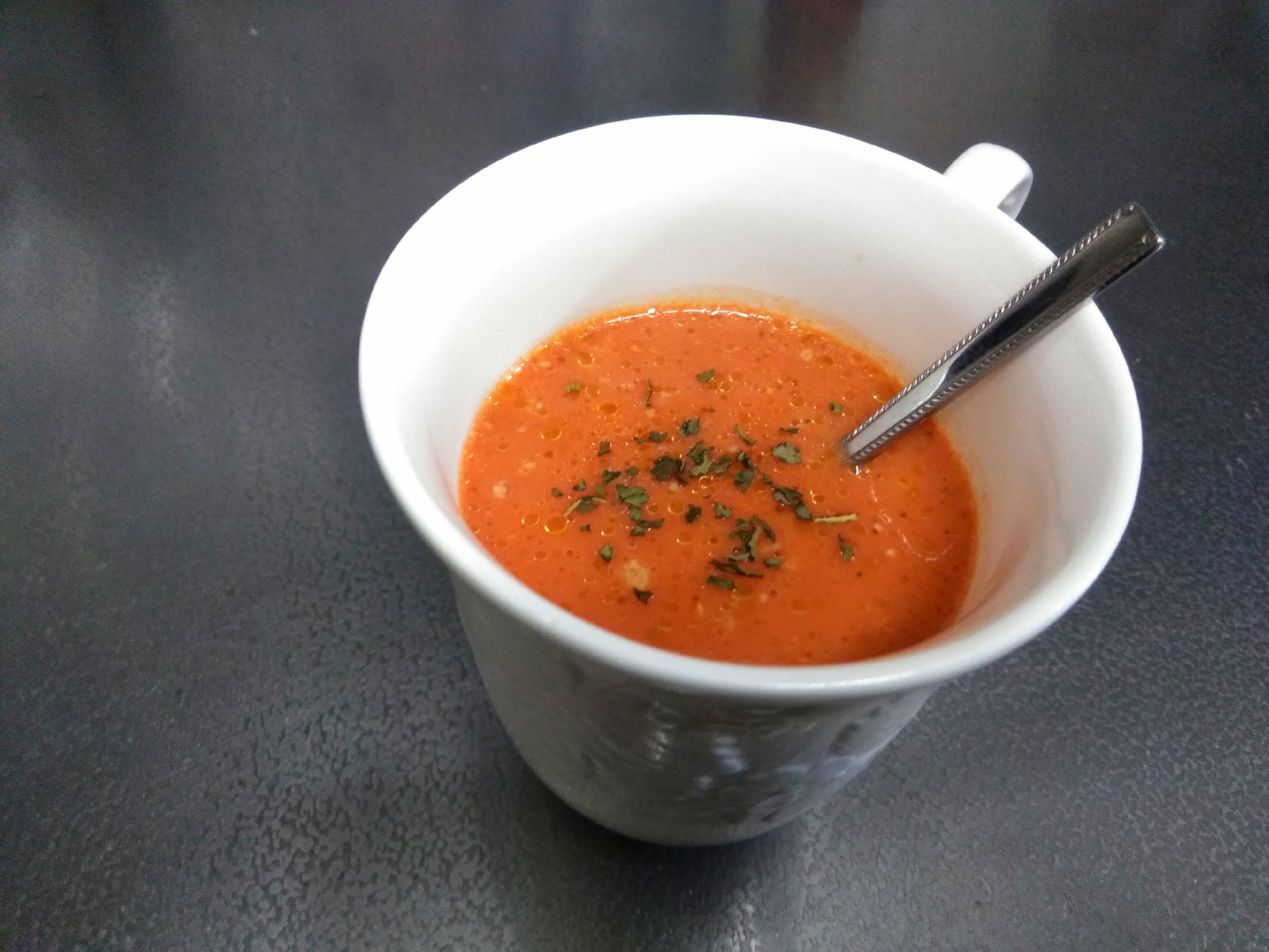 混ぜるだけ♪簡単トマトのアンチエイジングスープ！