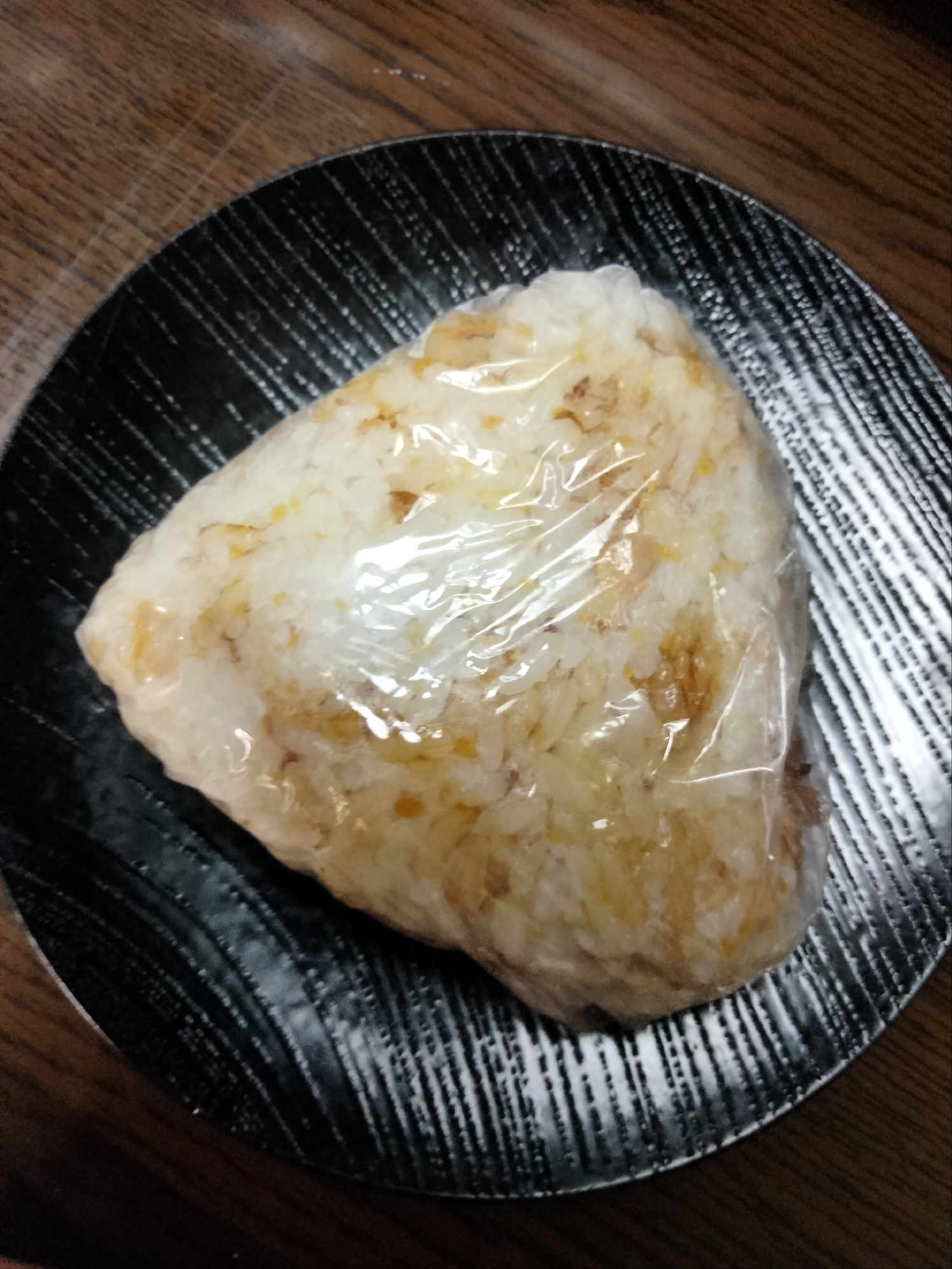 お昼に♡おにぎりアレンジ パルメザンチーズ&おかか