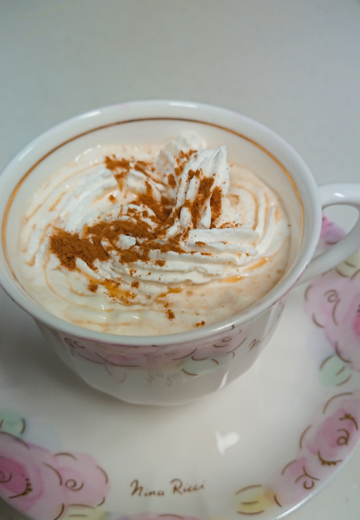 コーヒカップに入ったウインナーコーヒー