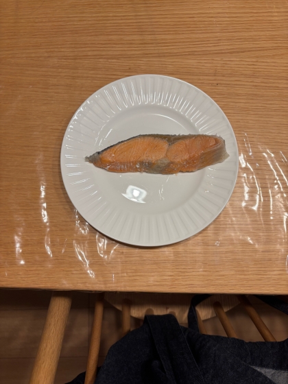 冷凍塩鮭で☆ゆで鮭