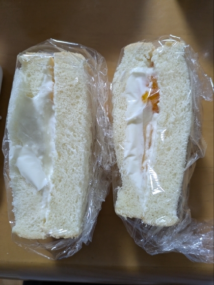 缶詰めでお手軽♪みかんとヨーグルトのフルーツサンド