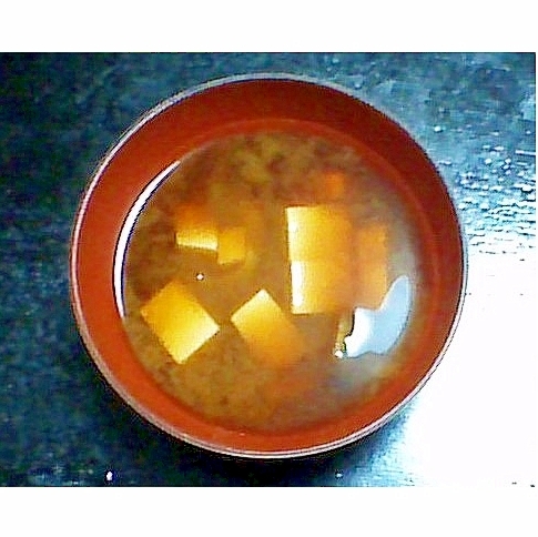 絹ごし豆腐の味噌汁