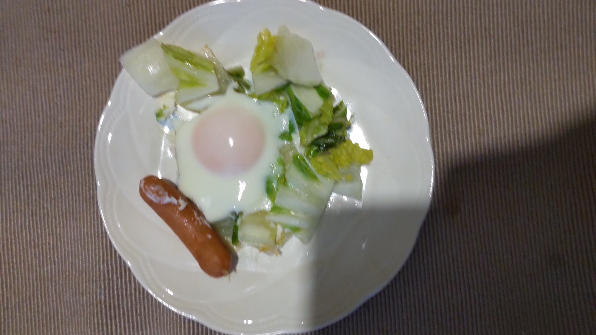 目玉焼き白菜ウインナー