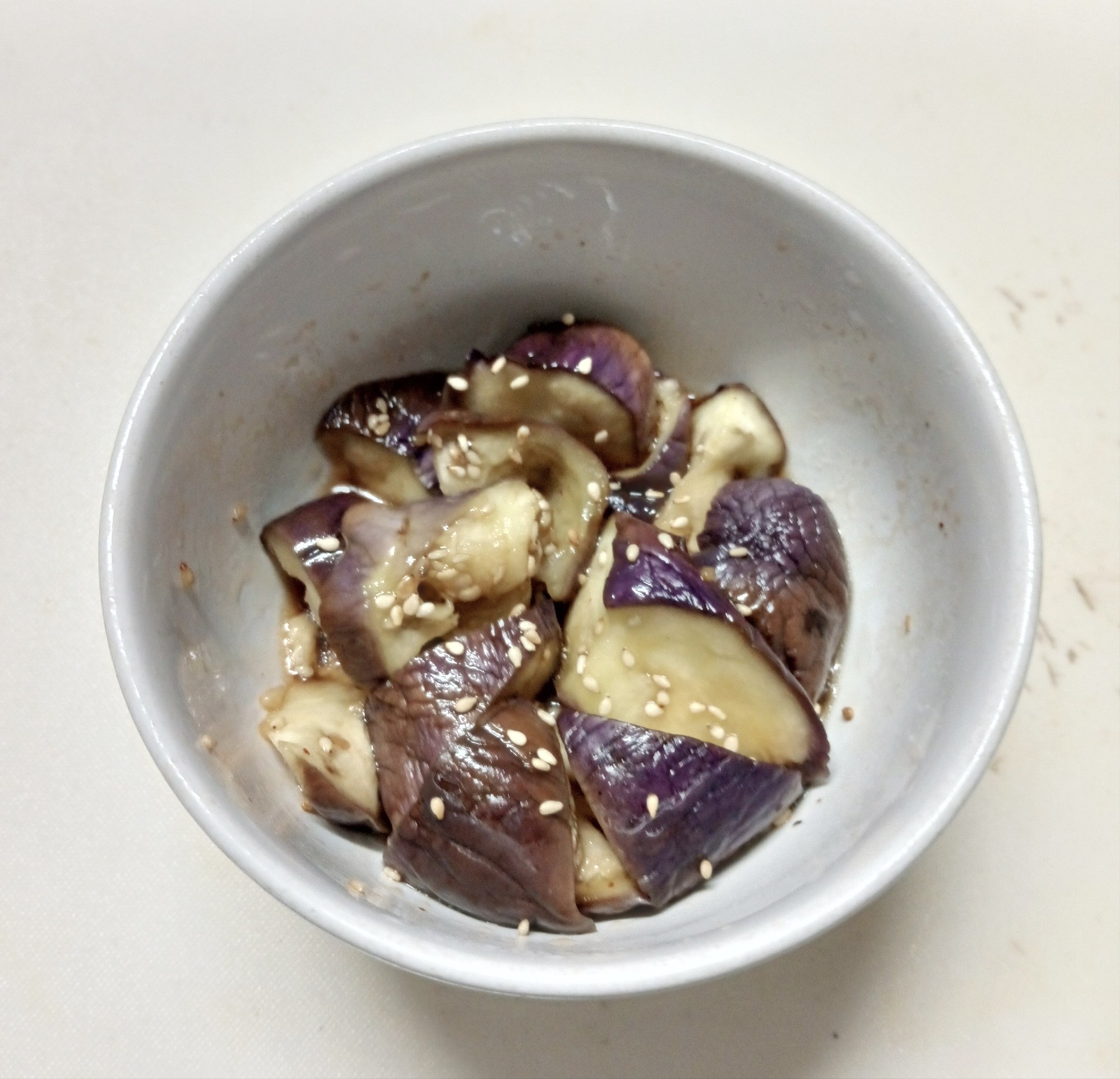 味付けはそうめんつゆだけ☆なすの煮浸し