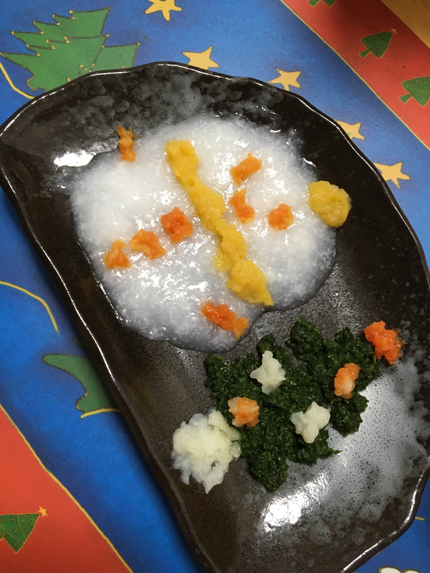離乳食初期でもクリスマス気分になれるおかゆ レシピ 作り方 By ましゅりり 楽天レシピ
