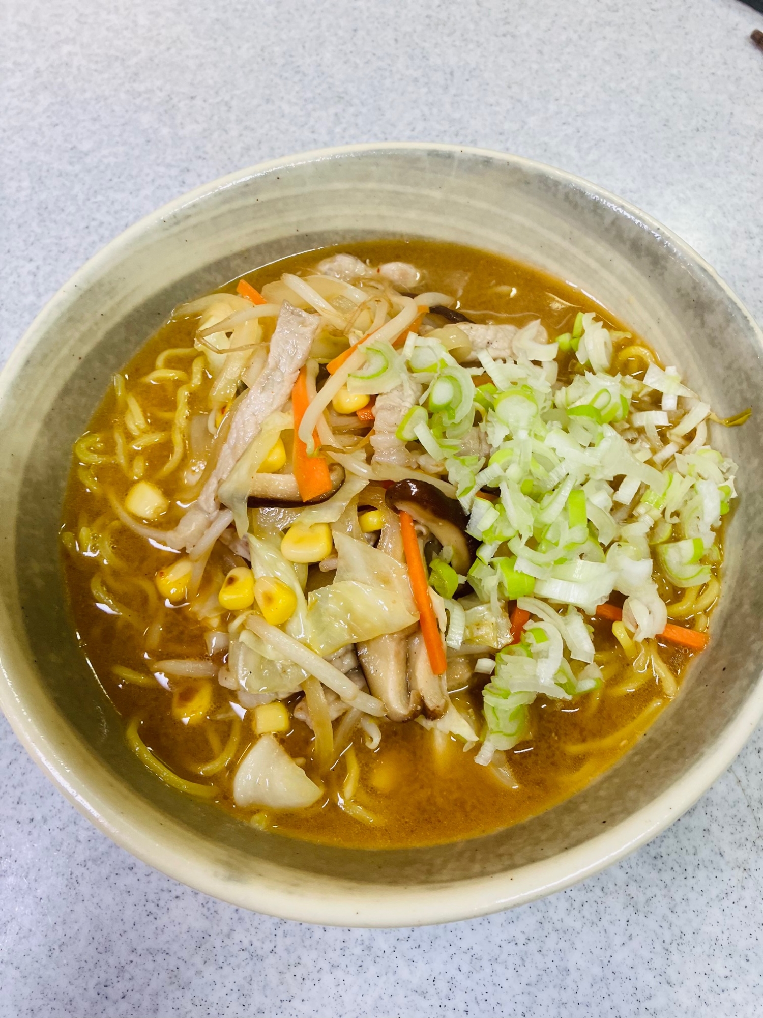 コーン入り野菜ラーメン