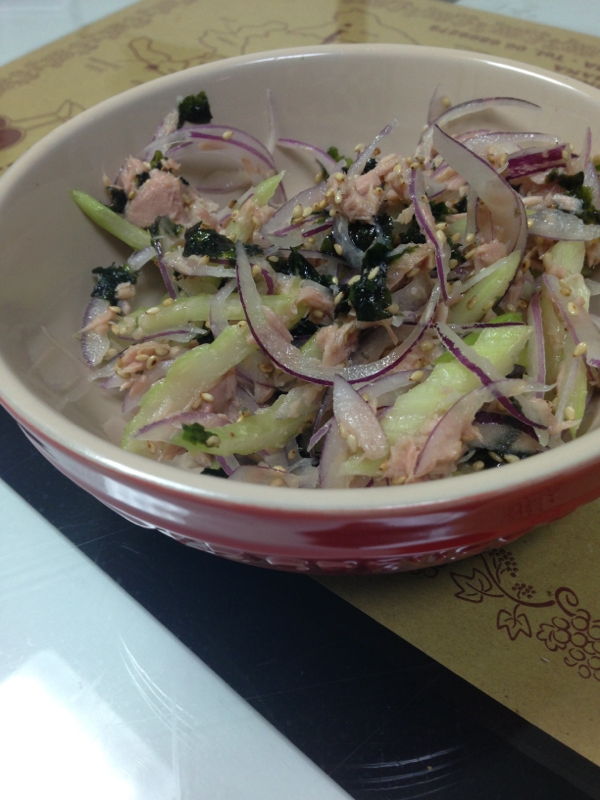 切って混ぜるだけのセロリとツナの簡単サラダ レシピ 作り方 By Nagisa0311 楽天レシピ