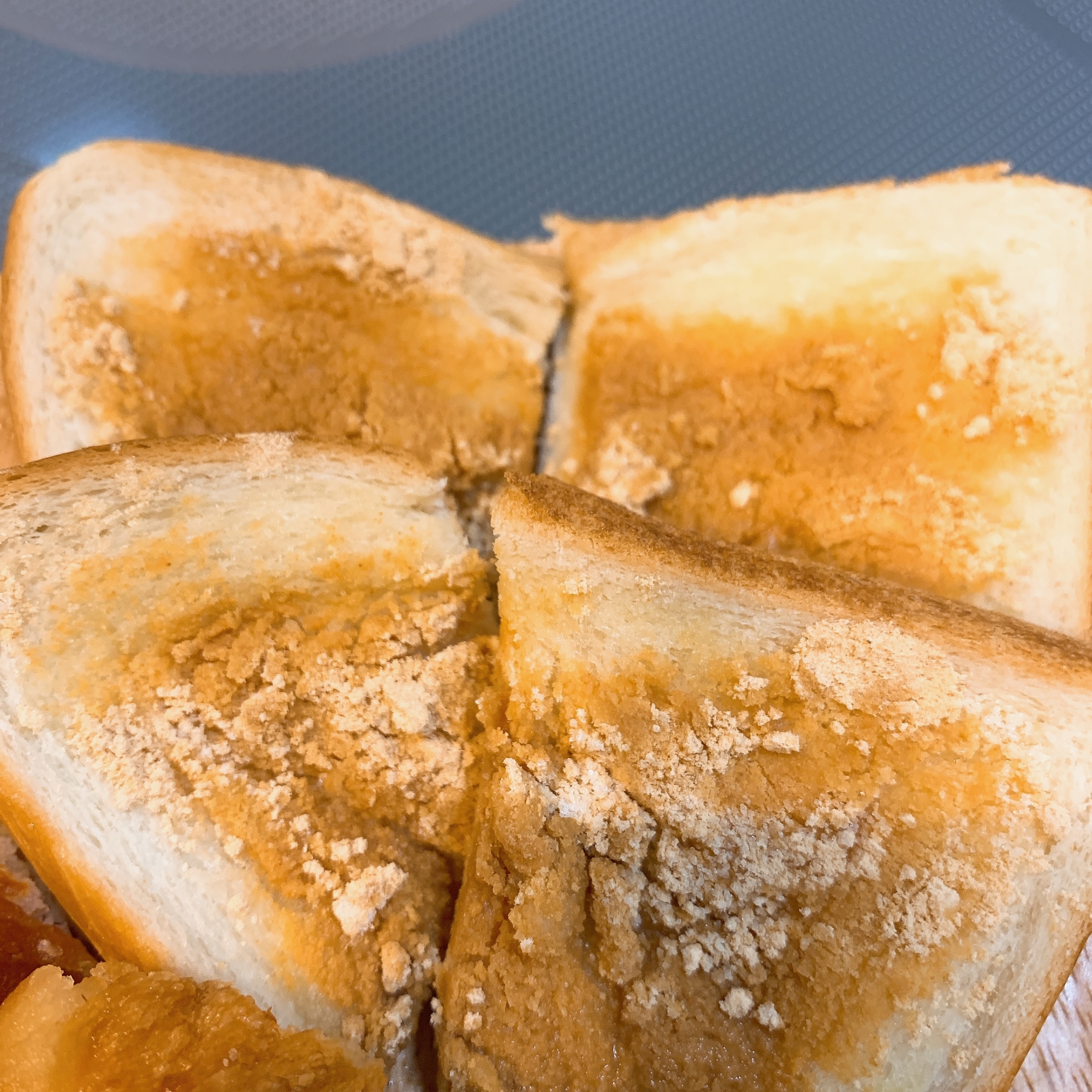 朝ごはんに♬簡単きな粉トースト