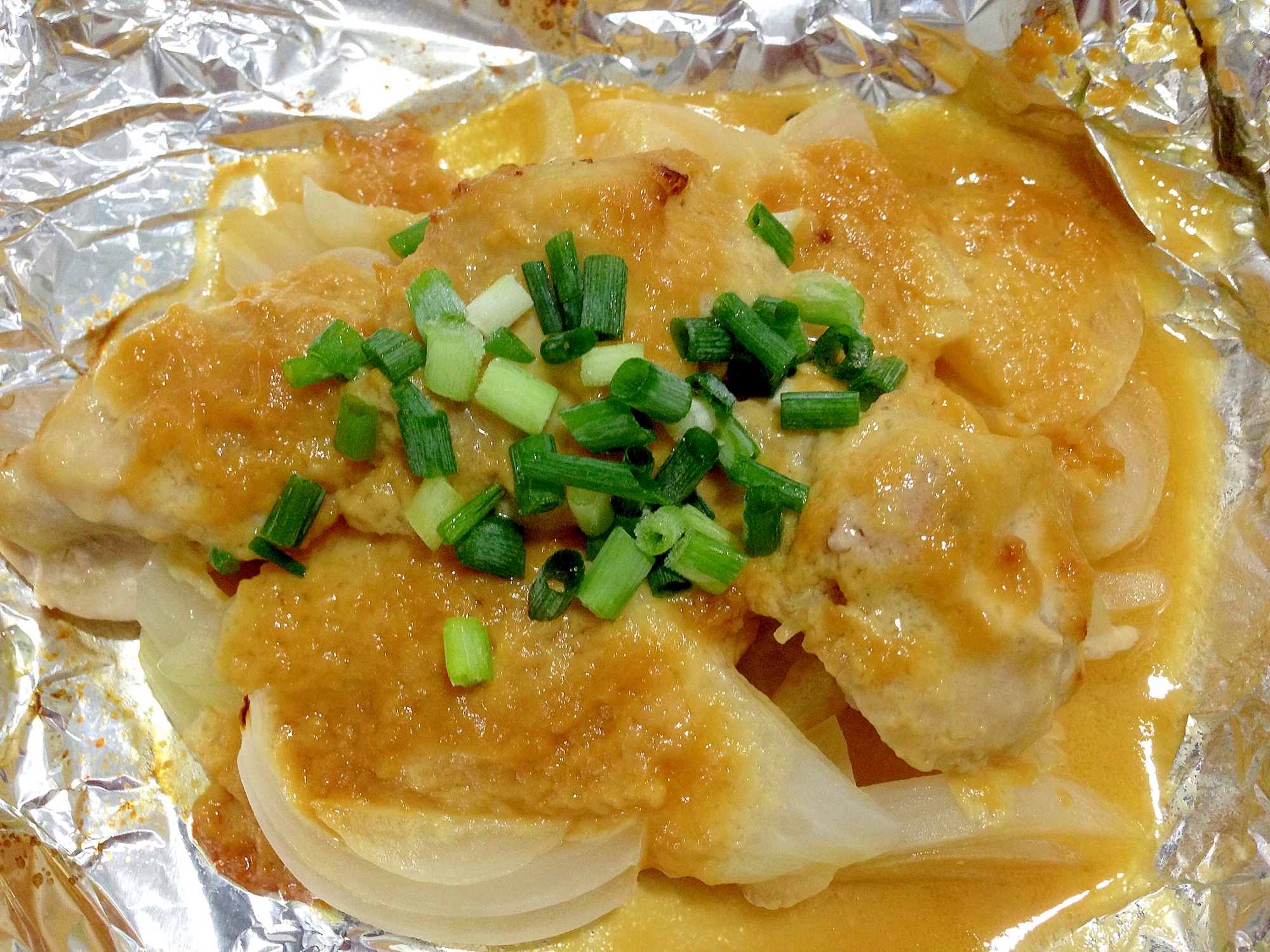 味噌マヨで☆鶏肉と玉ねぎのホイル焼き