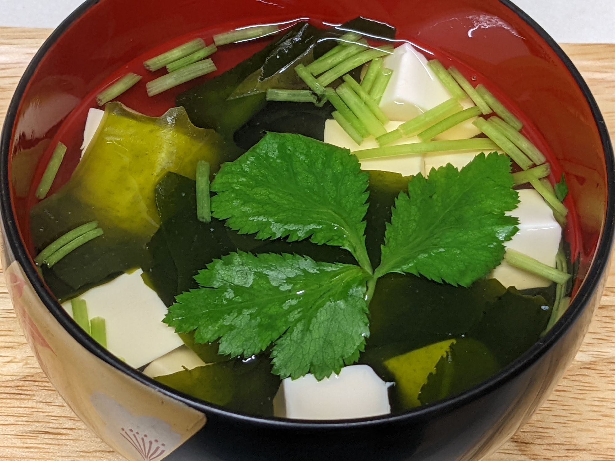 三つ葉と豆腐のすまし汁 レシピ・作り方 by 月のおと （お返しレポゆっくりです） - 楽天レシピ
