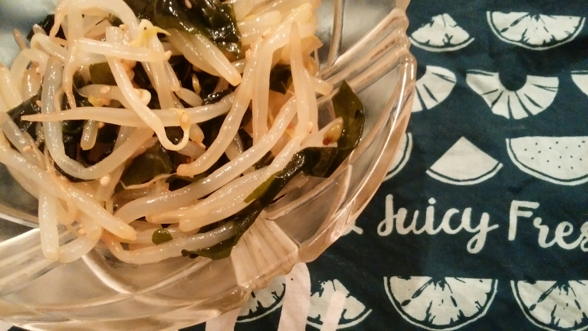 簡単!柔らか食べやすいモヤシとワカメ一品料理