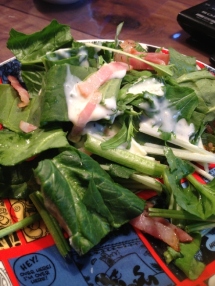 簡単でとっても美味しいドレッシングですね！昨晩に引き続きランチにも食べちゃいました。