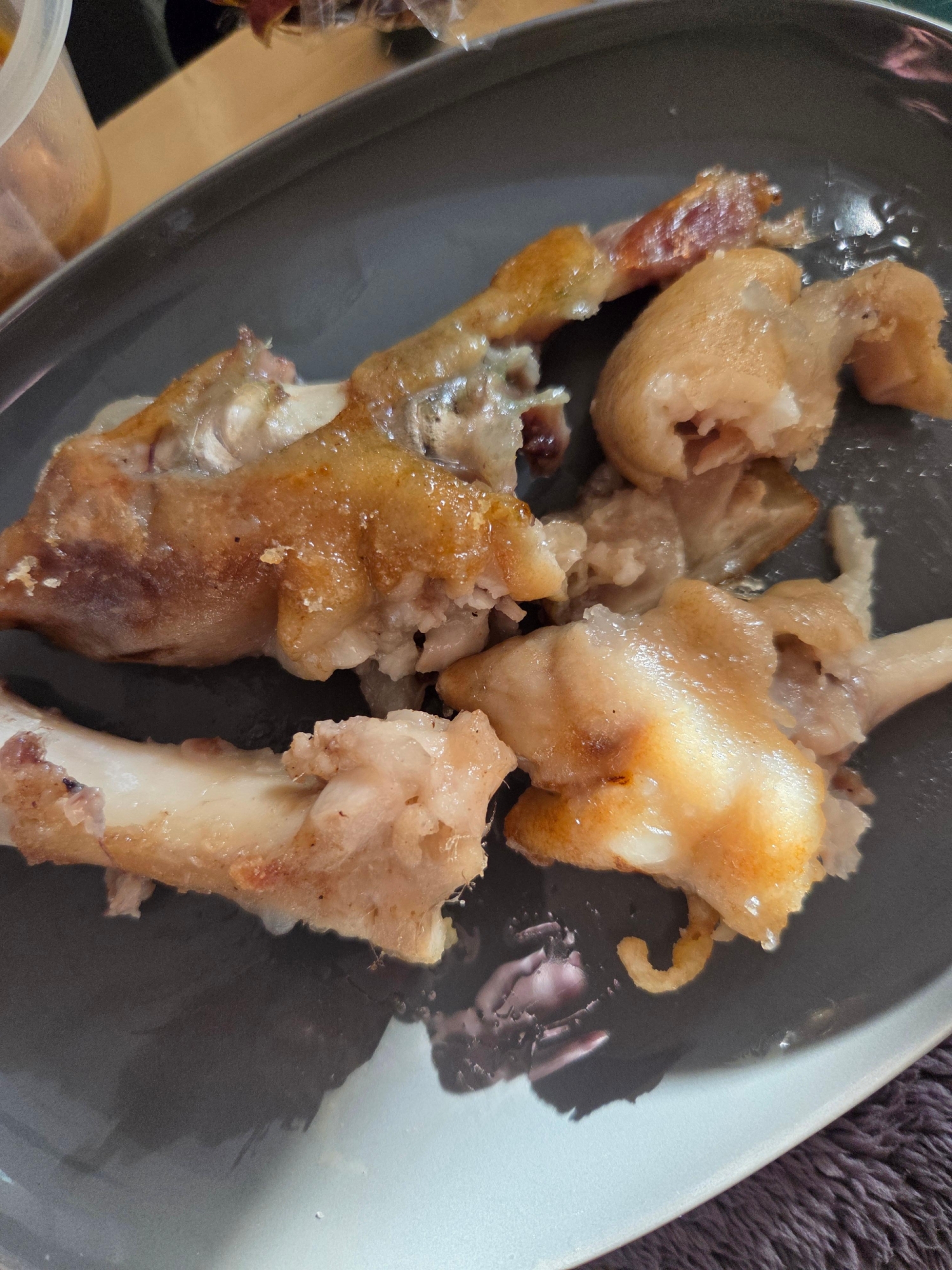 豚足のしみしみ塩焼き