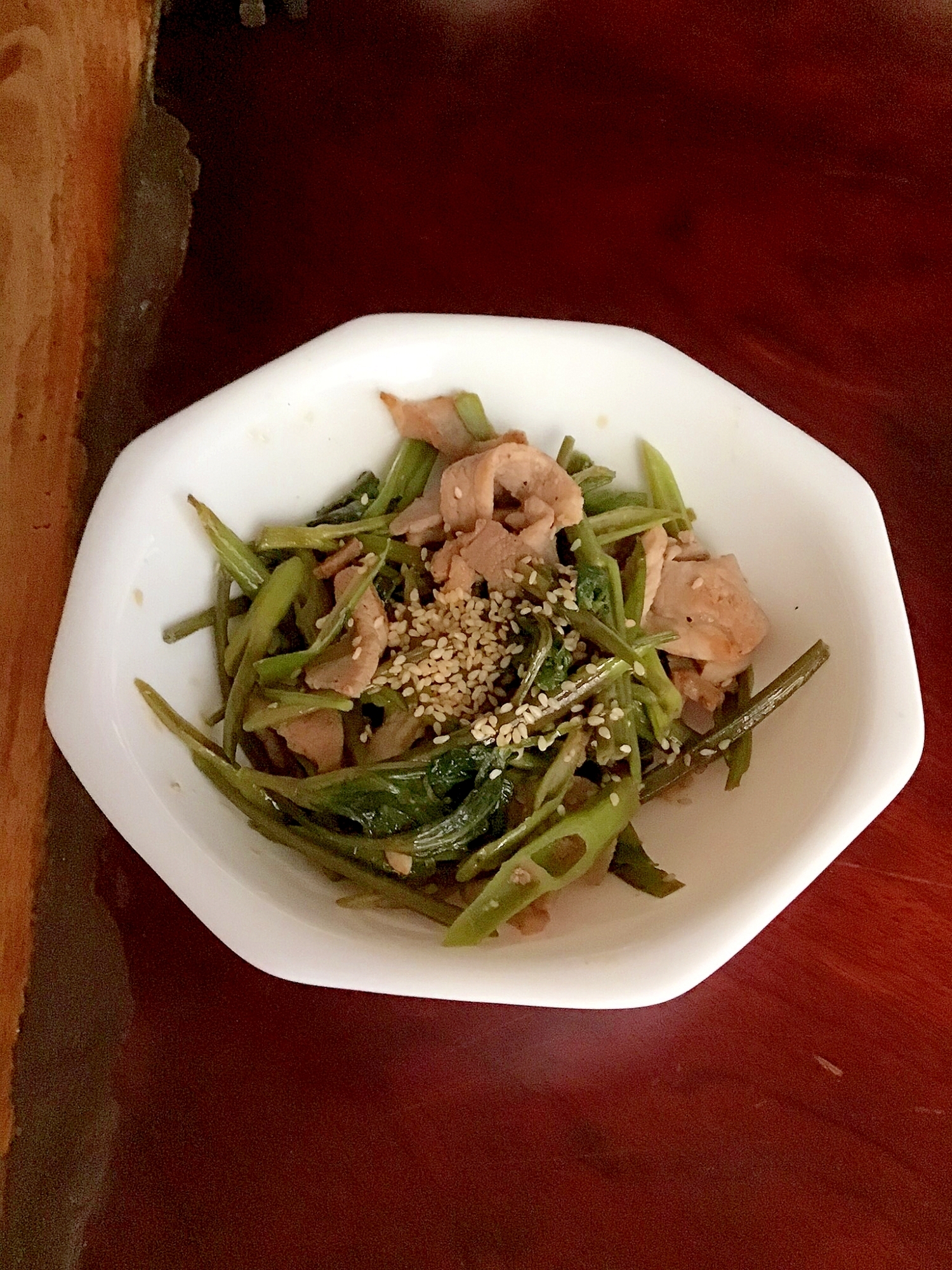 空心菜と豚のすた丼のタレ炒め。