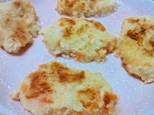 離乳食後期 じゃがいもとにんじんとお麩のお焼き レシピ 作り方 By ましゅりり 楽天レシピ 離乳食後期 じゃがいもとにんじんとお麩のお焼き レシピ 作り方 By ましゅりり 楽天レシピ