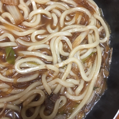 うどんに汁が染みて美味しい！普通のうどんですが、美味しくいただきました(o^^o)ご馳走様でした(*^ω^*)