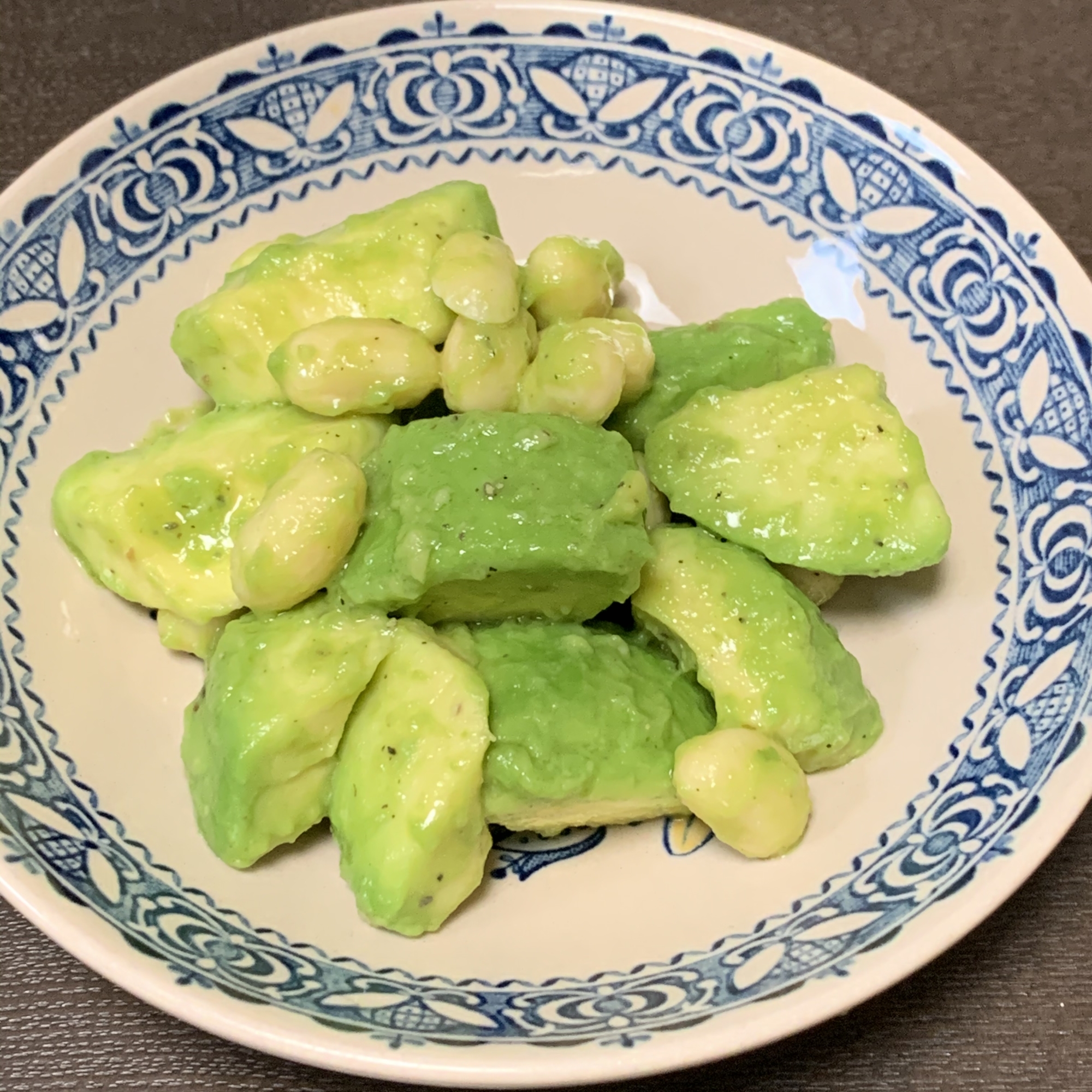 アボカドと大豆のサラダ♡白ワインのおつまみに