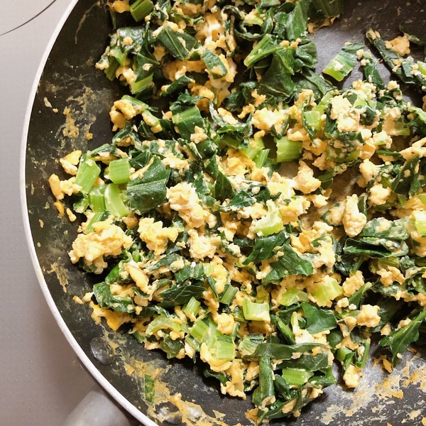 幼児食 卵と小松菜炒め レシピ 作り方 By つだ麻里依 楽天レシピ 幼児食 卵と小松菜炒め レシピ 作り方 By つだ麻里依 楽天レシピ